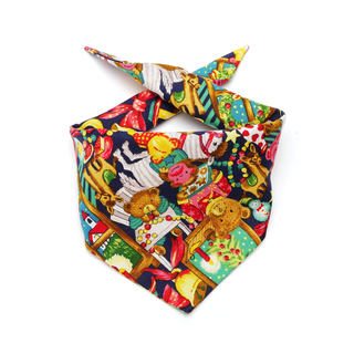Grandma Annie Sewing Toyland Bandana | Henlo Pets