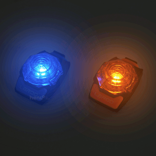 Laroo Beacon Rechargeable LED Safety Light | Henlo Pets