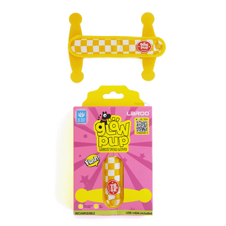 Laroo Glow Pup Strap Blinker LED Safety Light Yellow Chequer | Henlo Pets