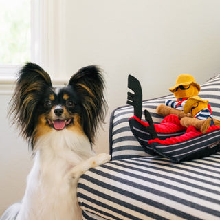 P.L.A.Y. Totally Touristy Giuseppe’s Gondola Plush Dog Toy | Henlo Pets