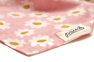 The Paws - Pink Daisy Chains | Henlo Pets