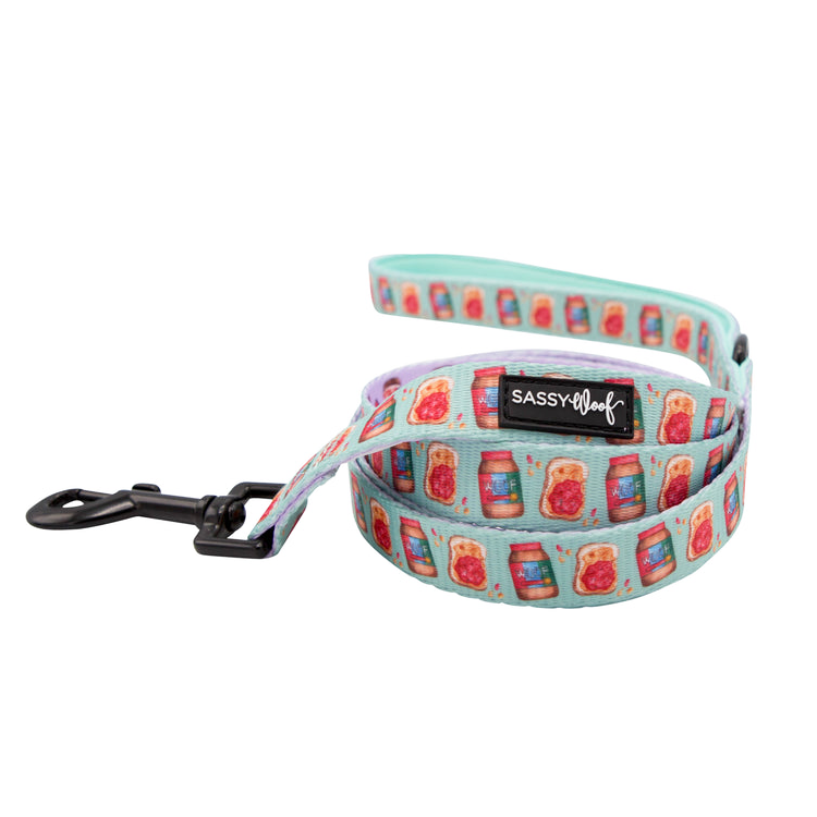 Sassy Woof Leash - Spread the Love - Henlo Pets