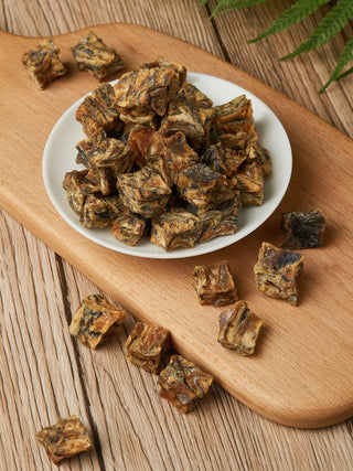 Zeal Wild Caught Naturals Hoki Fish Skins Dog Treats 125g | Henlo Pets