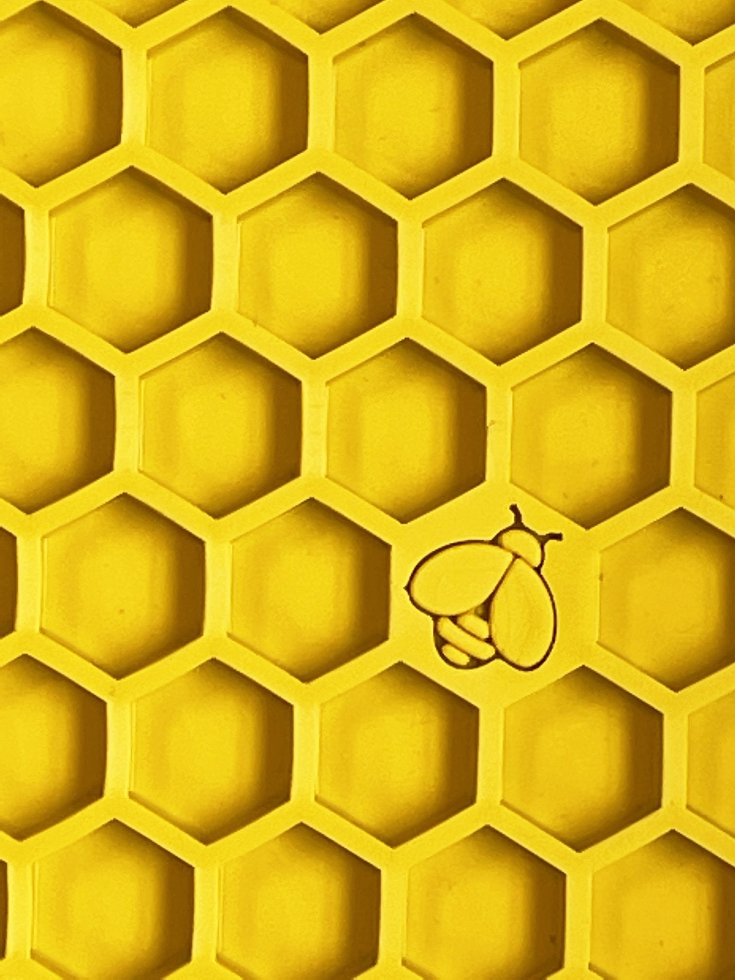 SodaPup - Honeycomb eMat Licking Mat Yellow - Henlo Pets