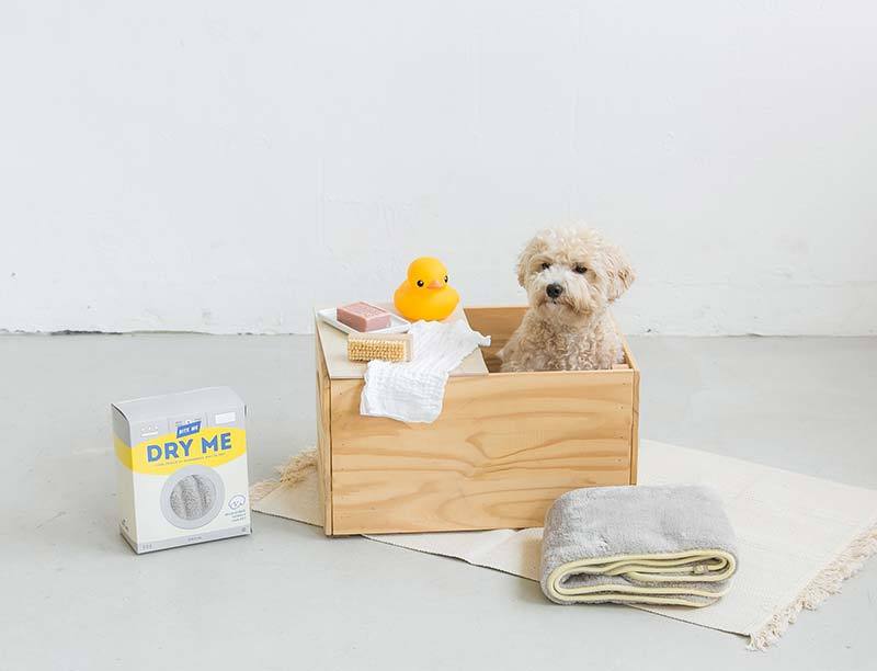 Bite Me - Dry Me Microfibre Towel - Henlo Pets
